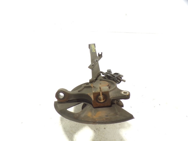 Recambio de mangueta delantera izquierda para ssangyong rodius 2.2 td cat referencia OEM IAM   