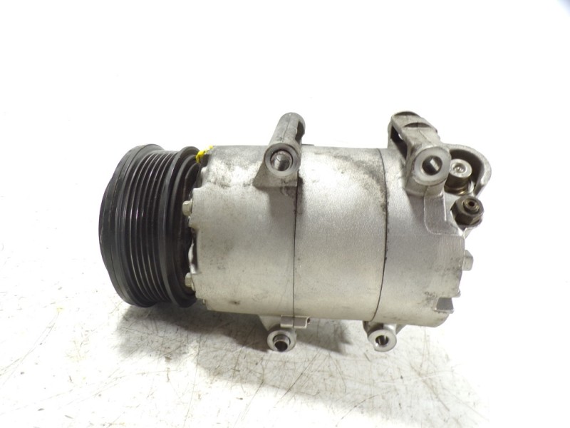 Recambio de compresor aire acondicionado para ford fiesta (ccn) st-line referencia OEM IAM  AV1119D629BC 
