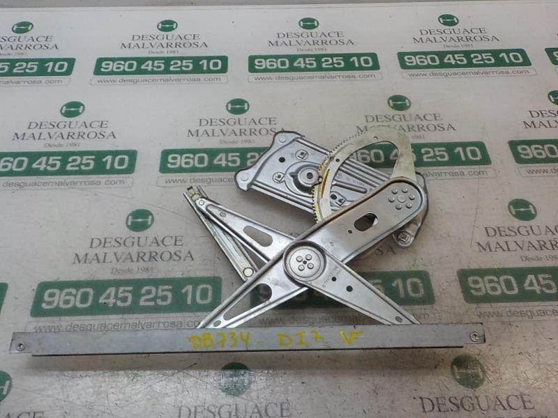 Recambio de elevalunas delantero izquierdo para renault megane iii coupe 1.5 dci diesel referencia OEM IAM 807218465R  