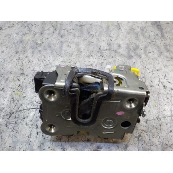 CERRADURA PUERTA TRASERA DERECHA 825029139R 