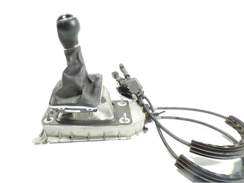 Recambio de palanca cambio para seat ibiza (6p1) 1.2 tsi referencia OEM IAM 6C0711049F 6Q0711061E 