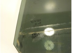 Recambio de cristal puerta trasero izquierdo para peugeot 208 (p2) 1.2 puretech referencia OEM IAM 9823170480   2