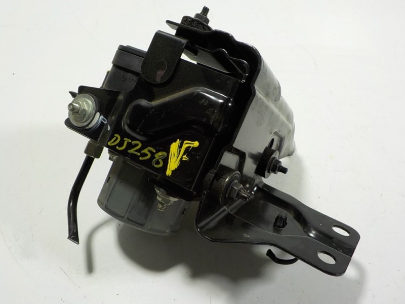 Recambio de abs para nissan x-trail (t32) 1.6 dci turbodiesel cat referencia OEM IAM 476604CC1B 476604CC1A 