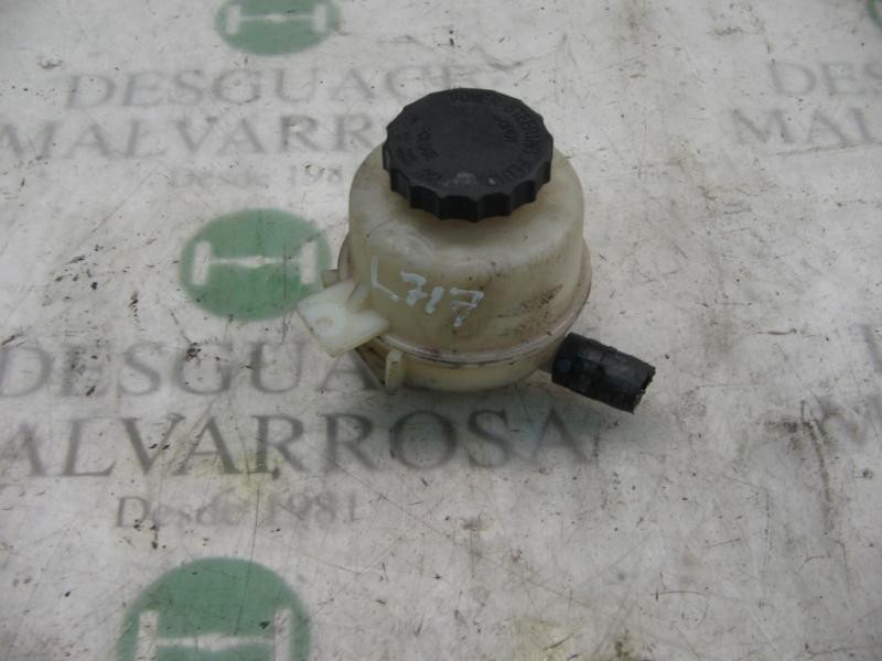 Recambio de deposito servo para kia rio ls berlina (5-ptas.) referencia OEM IAM   