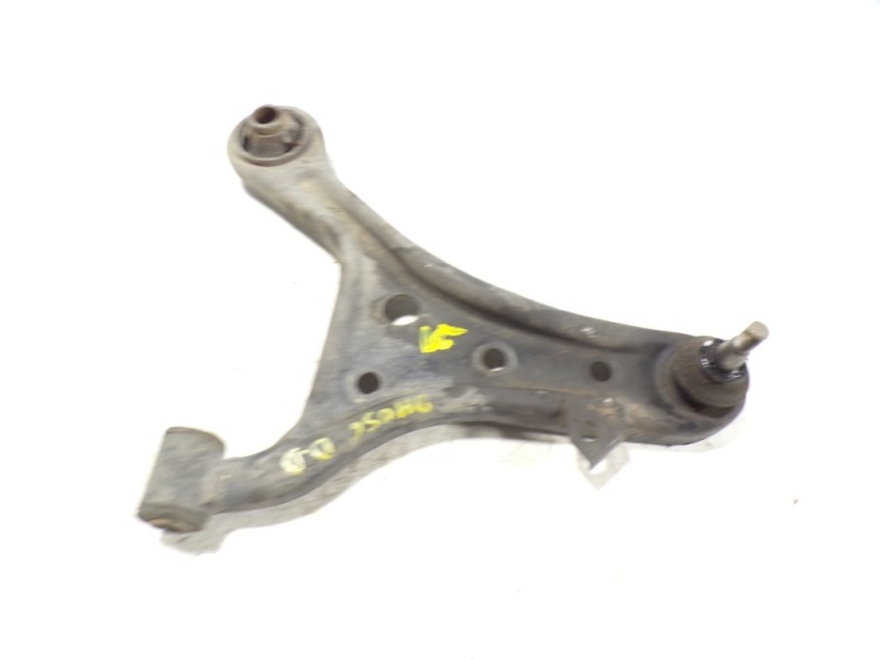 Recambio de brazo suspension inferior delantero derecho para toyota iq 1.0 cat referencia OEM IAM 4806879015  