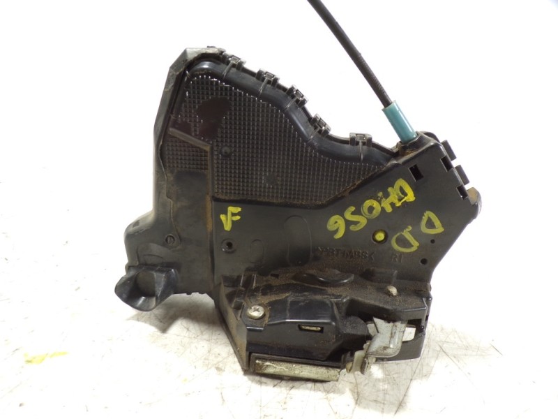 Recambio de cerradura puerta delantera derecha para toyota iq 1.0 cat referencia OEM IAM 6903012490 9061900 