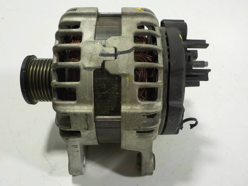 Recambio de alternador para nissan x-trail (t32) 1.6 dci turbodiesel cat referencia OEM IAM 231004BE0A 231004BE0A 