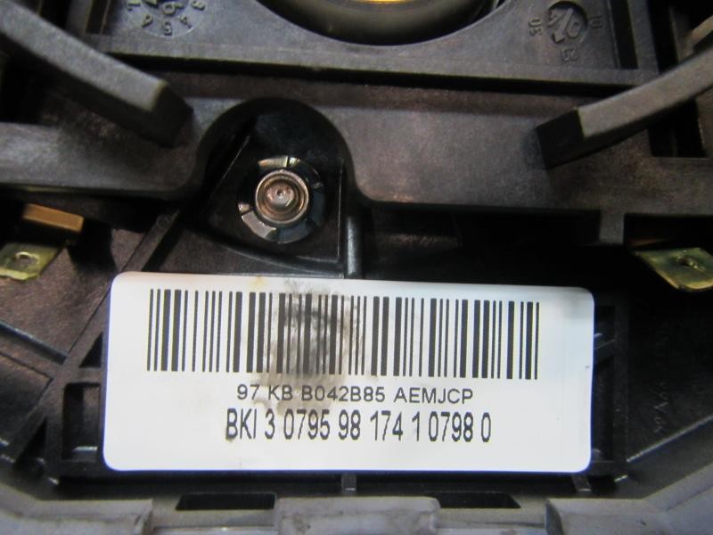 Recambio de airbag delantero izquierdo para ford ka (ccq) 1.3 8v duratec cat referencia OEM IAM   