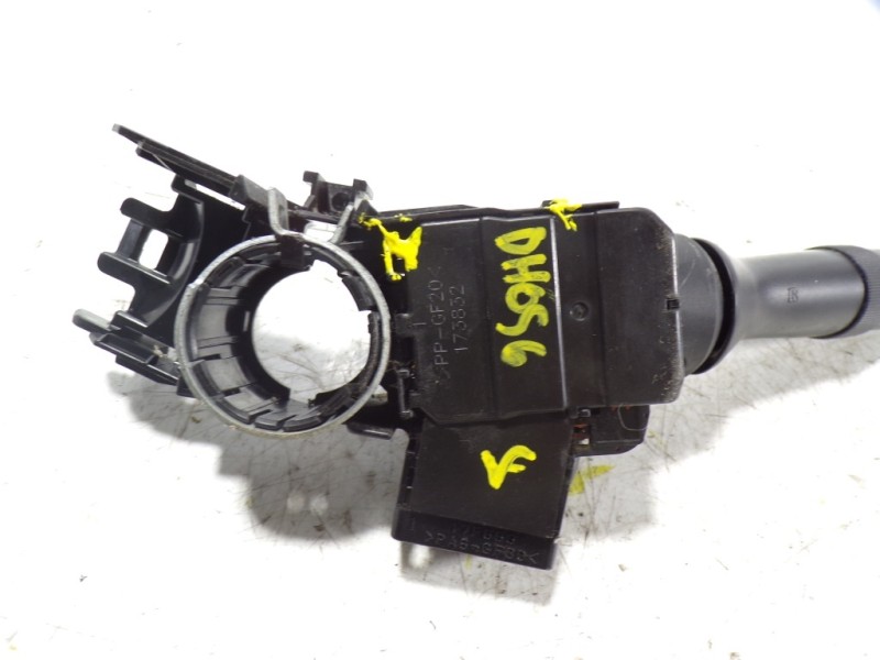 Recambio de mando luces para toyota iq 1.0 cat referencia OEM IAM 8414012611  