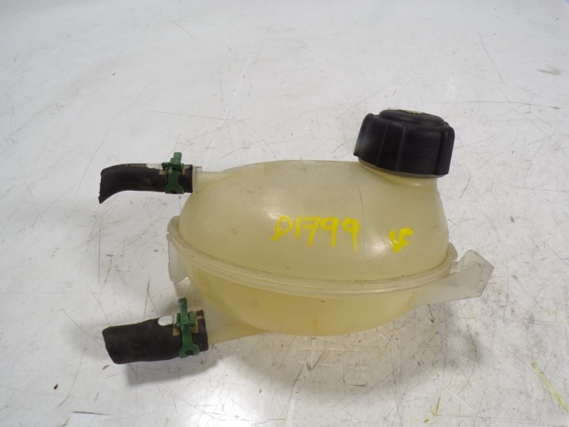 Recambio de deposito expansion para renault clio iv societé referencia OEM IAM 217104354R  