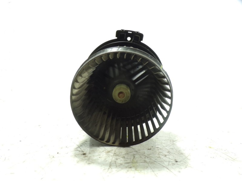 Recambio de motor calefaccion para toyota iq 1.0 cat referencia OEM IAM 8710374030 61L160891 