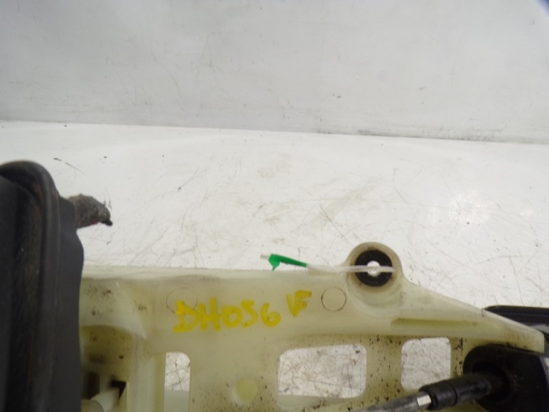 Recambio de palanca cambio para toyota iq 1.0 cat referencia OEM IAM 3353074010  