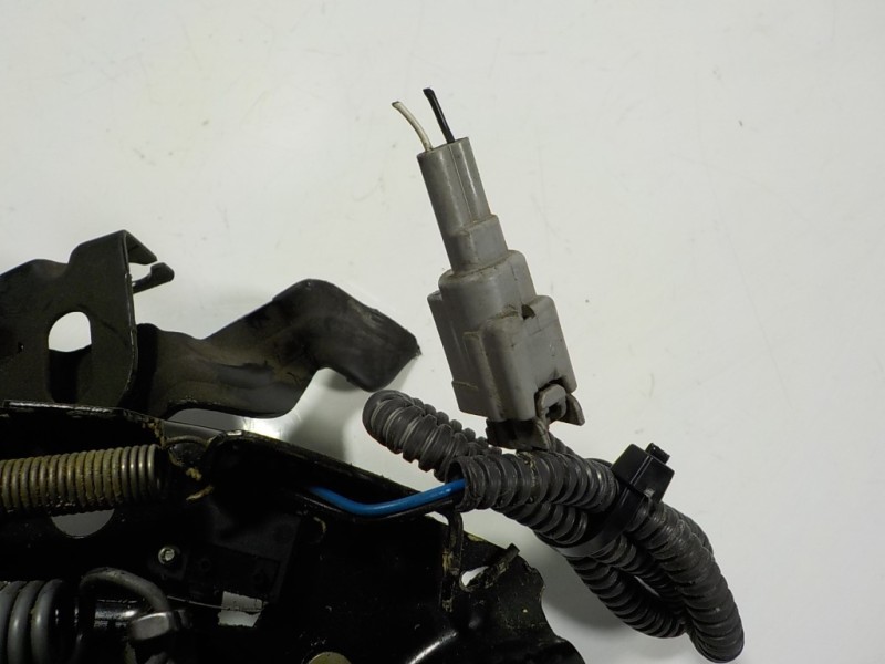 Recambio de cerradura capot para nissan x-trail (t32) 1.6 dci turbodiesel cat referencia OEM IAM 656014CL5B  