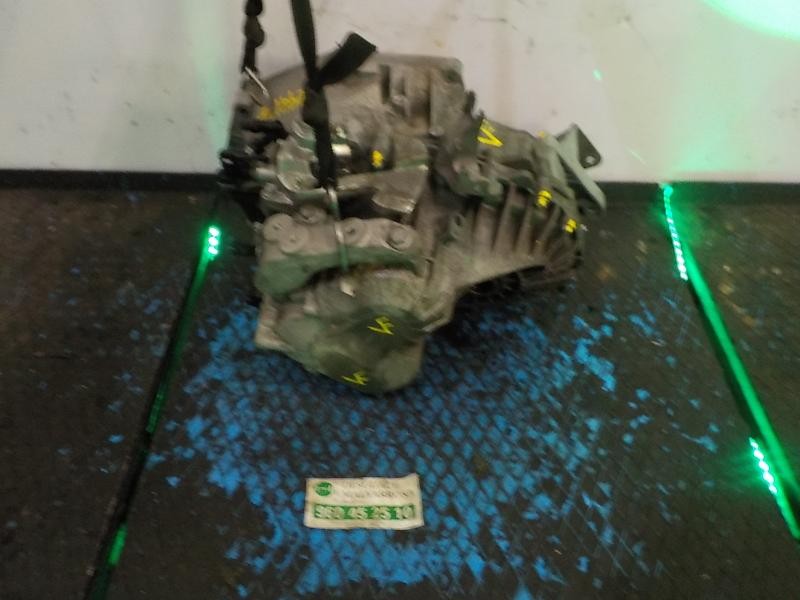 Recambio de caja cambios para opel insignia berlina edition referencia OEM IAM 55577504 F40 