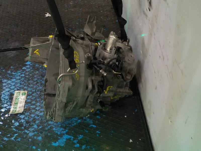 Recambio de caja cambios para opel insignia berlina edition referencia OEM IAM 55577504 F40 