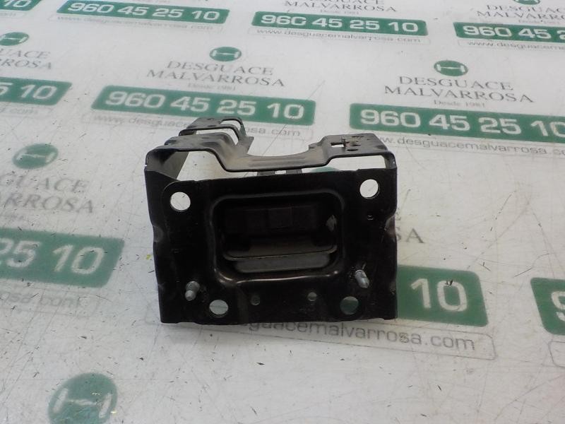 Recambio de soporte cambio para peugeot 2008 (--.2013) allure referencia OEM IAM 9806658980  