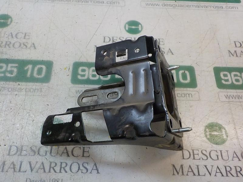 Recambio de soporte cambio para peugeot 2008 (--.2013) allure referencia OEM IAM 9806658980  