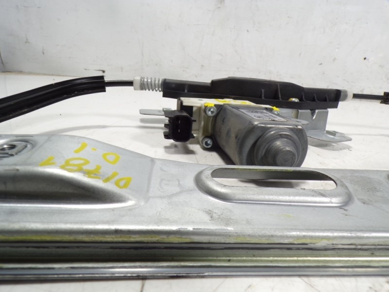 Recambio de elevalunas delantero izquierdo para ford transit courier 1.5 tdci cat referencia OEM IAM 2009281 ET76A23201CD 