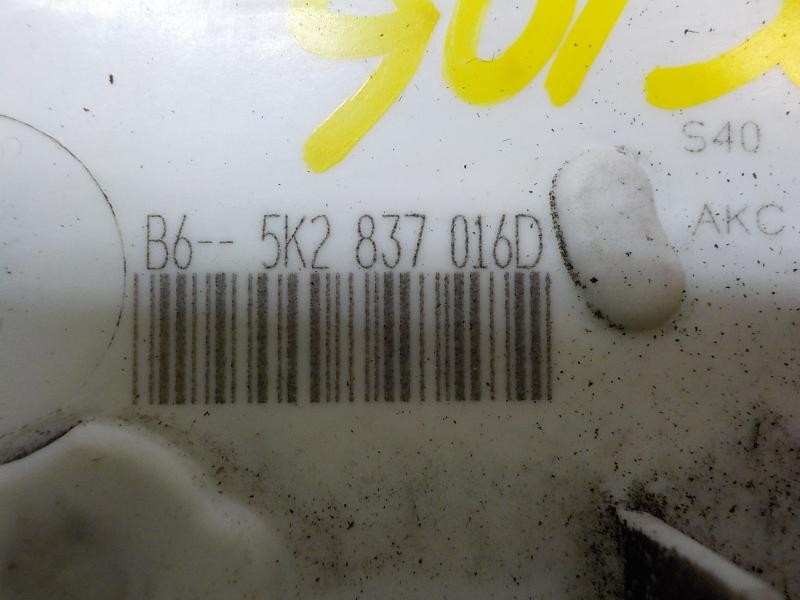 Recambio de cerradura puerta delantera derecha para volkswagen golf vi (5k1) rabbit bluemotion referencia OEM IAM 5K2837016D 5K2