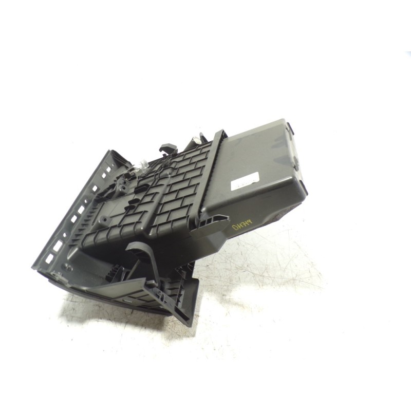 Recambio de guantera para renault megane iii berlina 5 p 1.5 dci diesel fap referencia OEM IAM 681083896R  