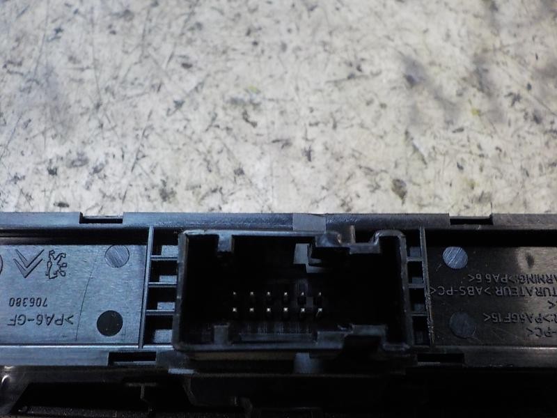 Recambio de warning para peugeot 308 sw 1.6 hdi fap cat (9hz / dv6ted4) referencia OEM IAM   