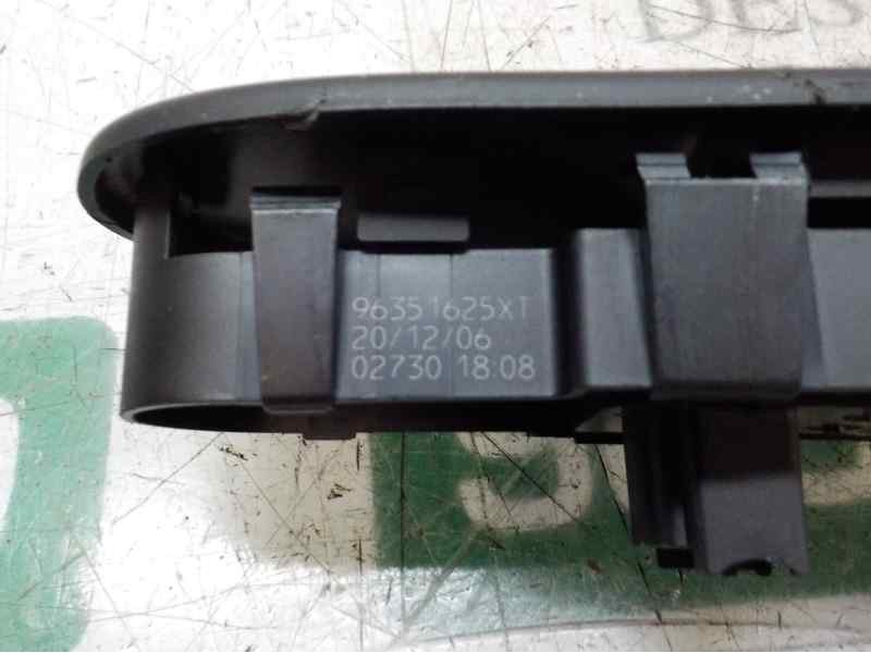 Recambio de mando elevalunas delantero derecho para peugeot 307 berlina (s2) 1.6 16v hdi referencia OEM IAM   