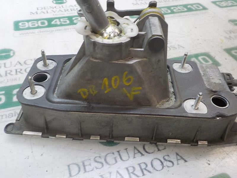 Recambio de palanca cambio para volkswagen golf vi (5k1) rabbit bluemotion referencia OEM IAM 1K0711050A 1K0711049CH 