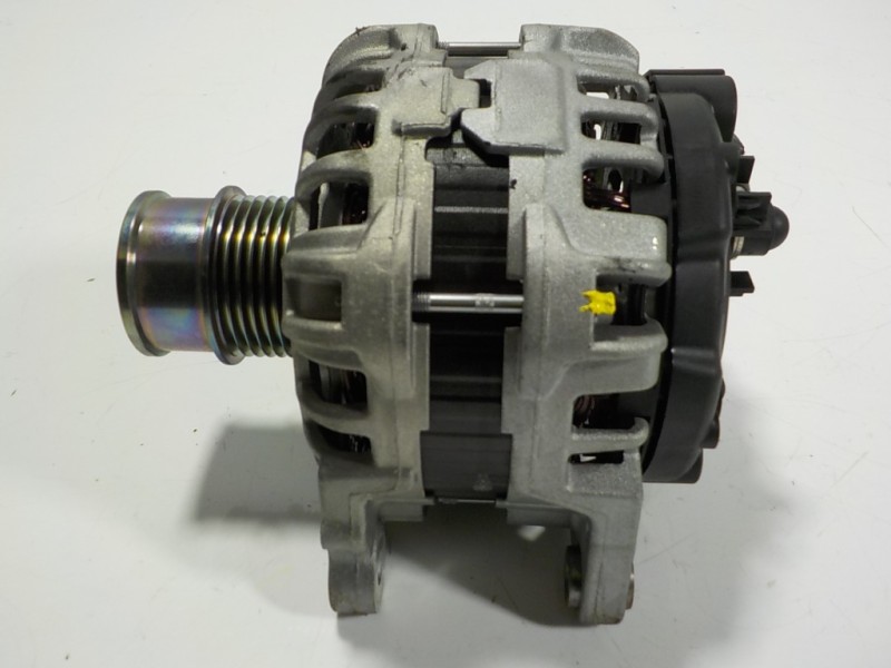 Recambio de alternador para audi a1 sportback (gba) 1.0 tfsi referencia OEM IAM 04E903015A 04E903015A 