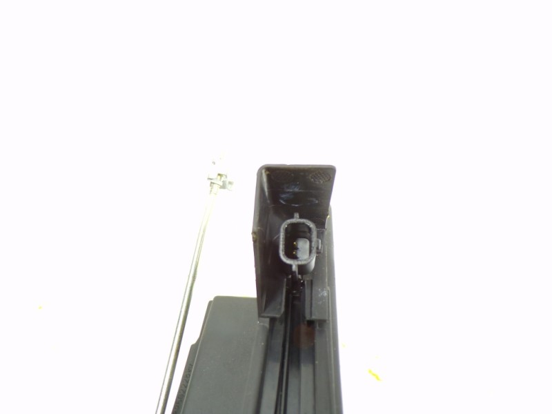 Recambio de cerradura puerta trasera derecha para dacia sandero stepway ambiance referencia OEM IAM 825022281R  