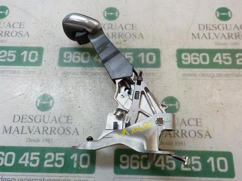 Recambio de palanca freno de mano para peugeot 2008 (--.2013) allure referencia OEM IAM 98067000ZQ  