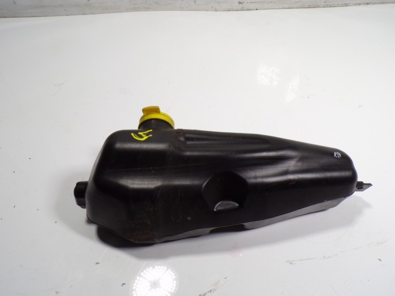 Recambio de deposito limpia para dacia sandero stepway ambiance referencia OEM IAM 289101168R  