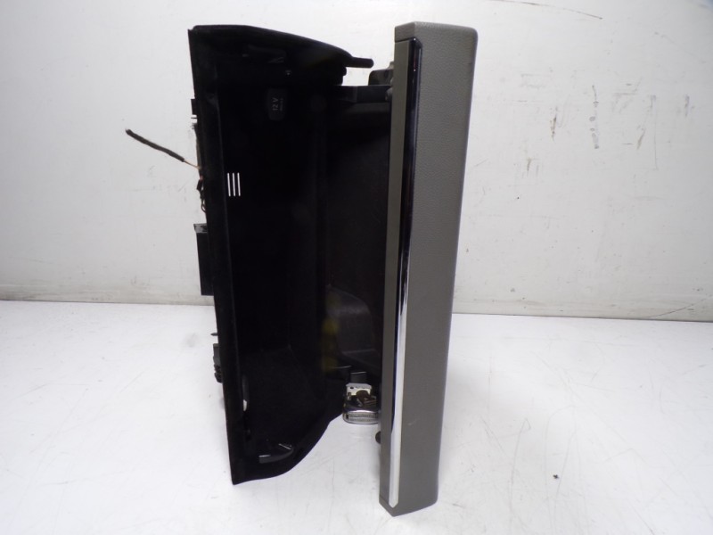 Recambio de guantera para mercedes-benz clase c (w204) berlina 2.2 cdi cat referencia OEM IAM A20468000987K44 00290639 