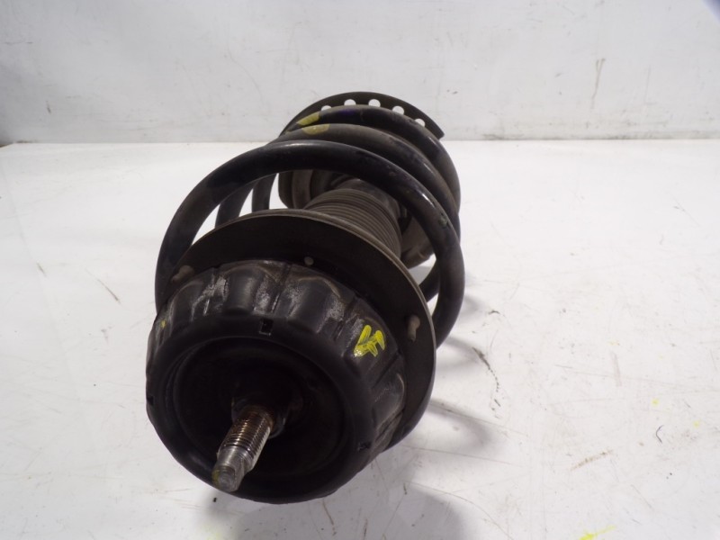 Recambio de amortiguador delantero derecho para hyundai i20 1.1 crdi cat referencia OEM IAM 54660C8100 54603C8100 