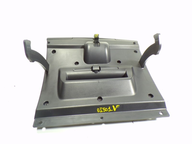 Recambio de guantera para dacia sandero stepway ambiance referencia OEM IAM 685116430R  