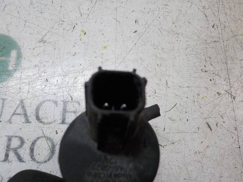 Recambio de bomba limpia para ford mondeo ber. (ca2) ghia referencia OEM IAM   