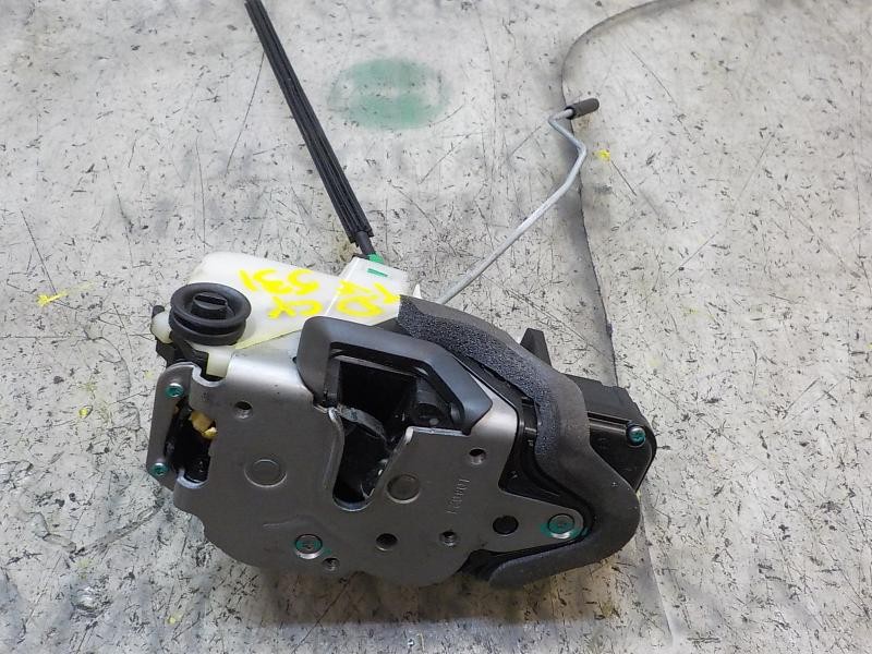 Recambio de cerradura puerta trasera derecha para chevrolet cruze 2.0 diesel cat referencia OEM IAM   