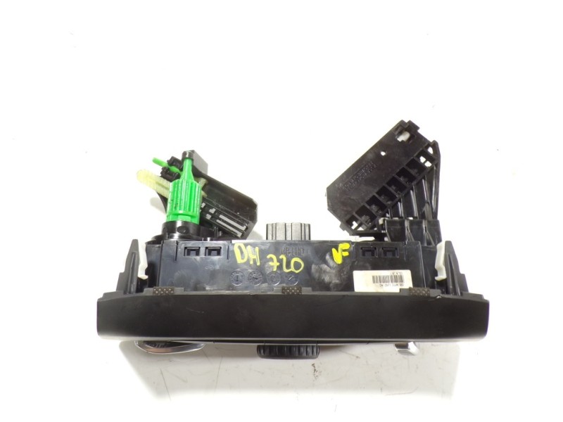 Recambio de mando calefaccion / aire acondicionado para hyundai i20 1.1 crdi cat referencia OEM IAM 97250C8030SDH 97250C8030 