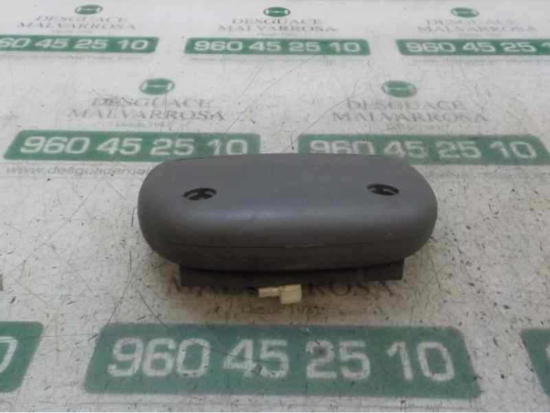 Recambio de piloto trasero central para hyundai santa fe (sm) 2.0 crdi cat referencia OEM IAM   