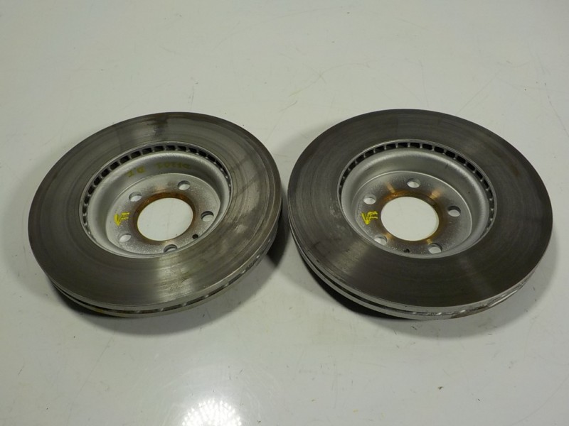 Recambio de disco freno delantero para audi a1 sportback (gba) 1.0 tfsi referencia OEM IAM 2Q0615301H  