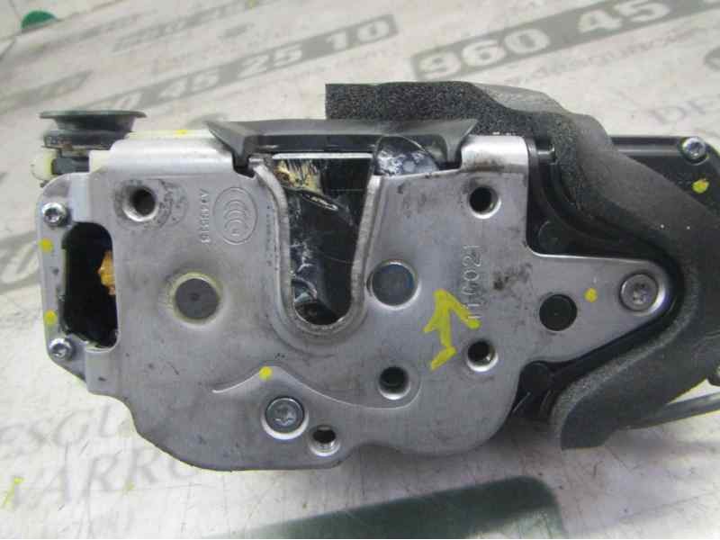 Recambio de cerradura puerta trasera derecha para opel insignia berlina edition referencia OEM IAM 13578023  
