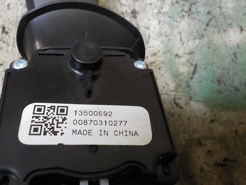 Recambio de mando intermitentes para chevrolet cruze 2.0 diesel cat referencia OEM IAM   