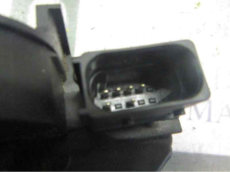 Recambio de cerradura puerta trasera izquierda para opel insignia berlina edition referencia OEM IAM 13578022  