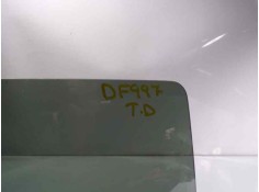 Recambio de cristal puerta trasero derecho para renault captur 1.5 dci diesel fap referencia OEM IAM 823003033R   2