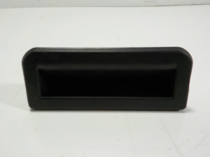 Recambio de maneta porton para audi a1 sportback (gba) 1.0 tfsi referencia OEM IAM 6V082756615S 6V082756615S 6V0827566