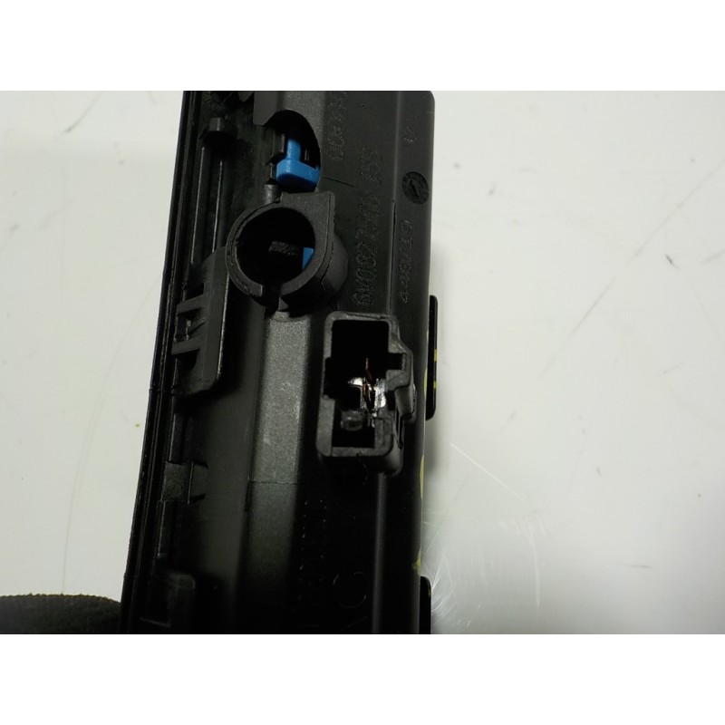 Recambio de maneta porton para audi a1 sportback (gba) 1.0 tfsi referencia OEM IAM 6V082756615S 6V082756615S 6V0827566