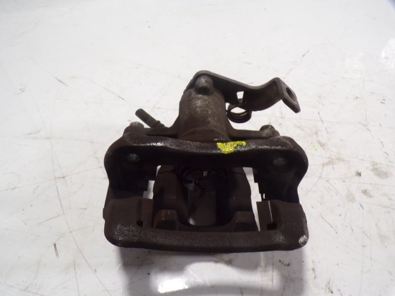 Recambio de pinza freno trasera izquierda para hyundai i20 1.1 crdi cat referencia OEM IAM 58310C8A30  