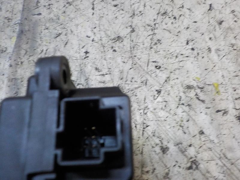 Recambio de motor apertura trampillas climatizador para chevrolet cruze 2.0 diesel cat referencia OEM IAM   