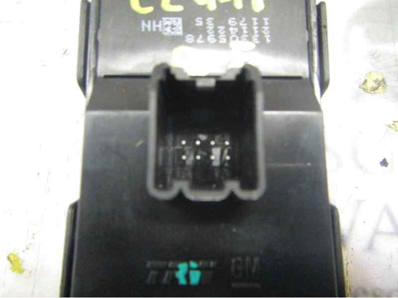 Recambio de mando elevalunas delantero izquierdo para opel insignia berlina edition referencia OEM IAM 13305978 13305978 