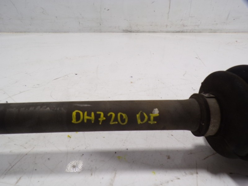 Recambio de transmision izquierda para hyundai i20 1.1 crdi cat referencia OEM IAM 49500C8300  