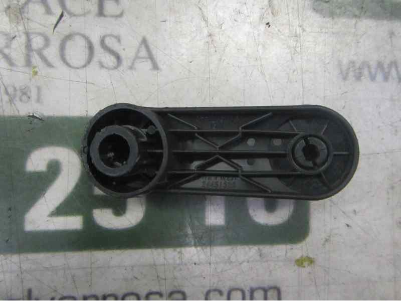 Recambio de maneta elevalunas trasera izquierda para opel insignia berlina edition referencia OEM IAM 13288655  